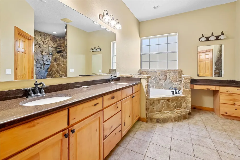 27737 COUNTY ROAD 44A Eustis, FL 32736