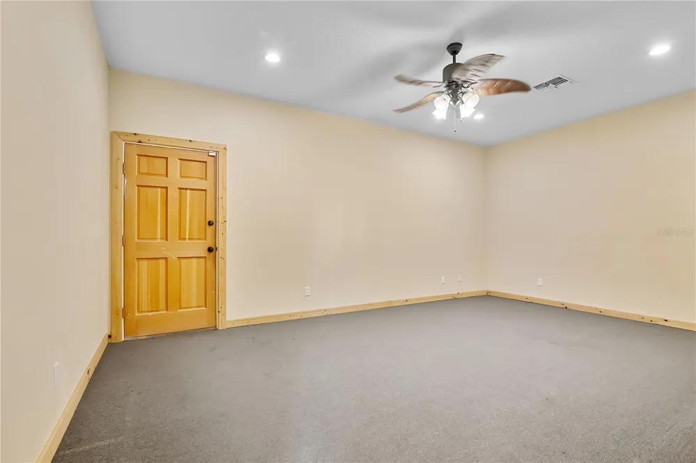 27737 COUNTY ROAD 44A Eustis, FL 32736
