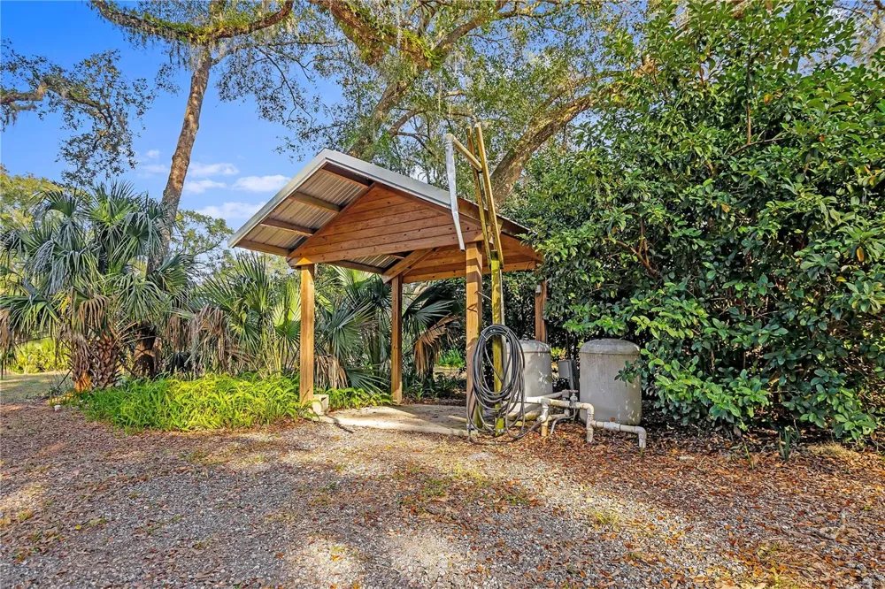 27737 COUNTY ROAD 44A Eustis, FL 32736