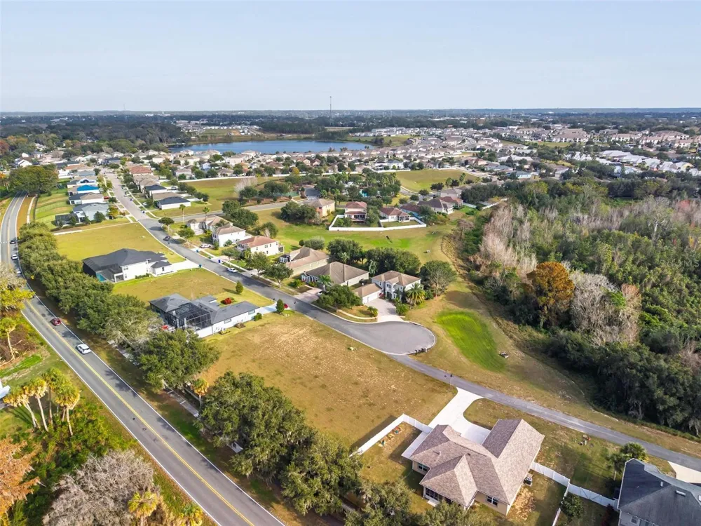 3225 LANDING VIEW Tavares, FL 32778
