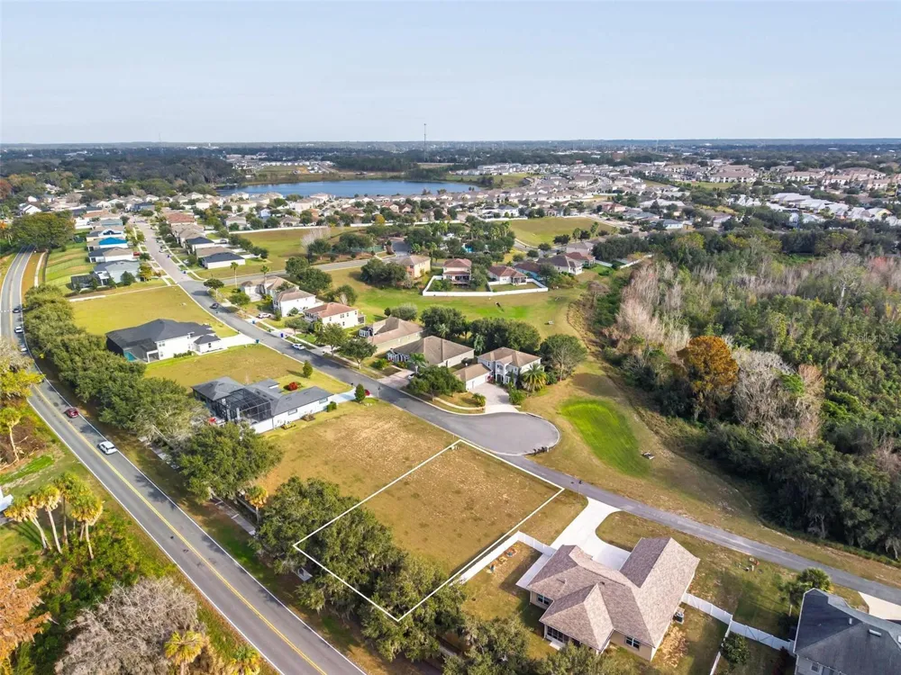 3225 LANDING VIEW Tavares, FL 32778