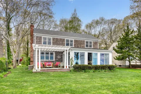 580 South Lane
