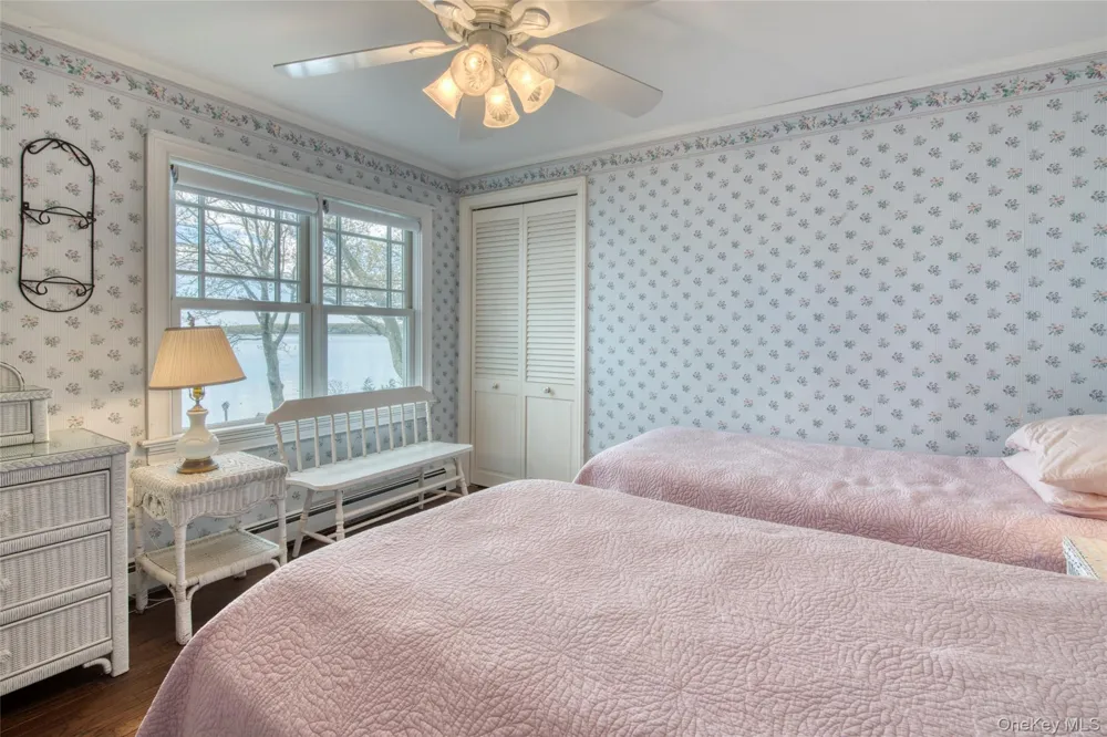 580 South Lane East Marion, NY 11939