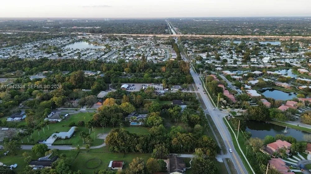 1615 Hiatus Rd Davie, FL 33325