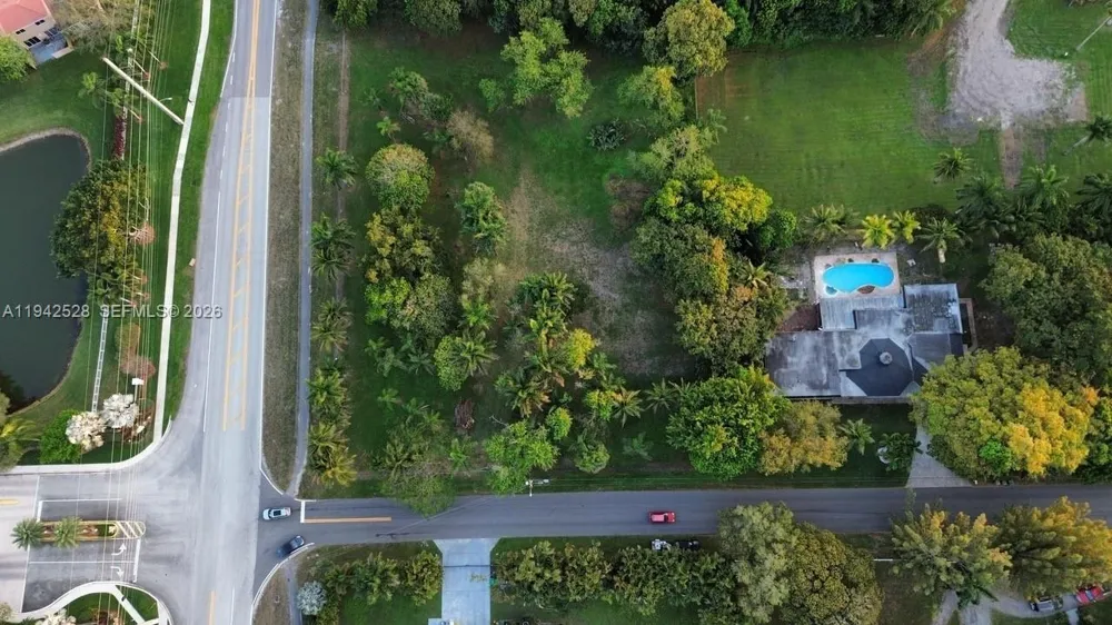 1615 Hiatus Rd Davie, FL 33325