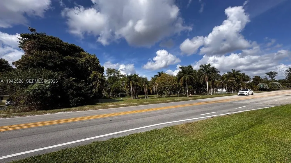 1615 Hiatus Rd Davie, FL 33325