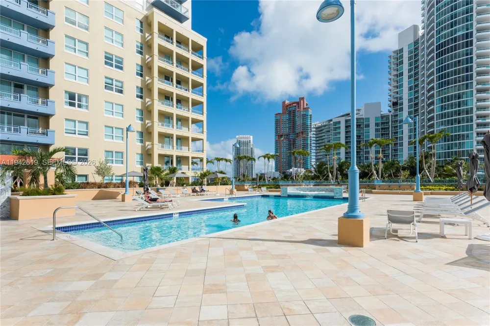 90 Alton Rd #807 Miami Beach, FL 33139