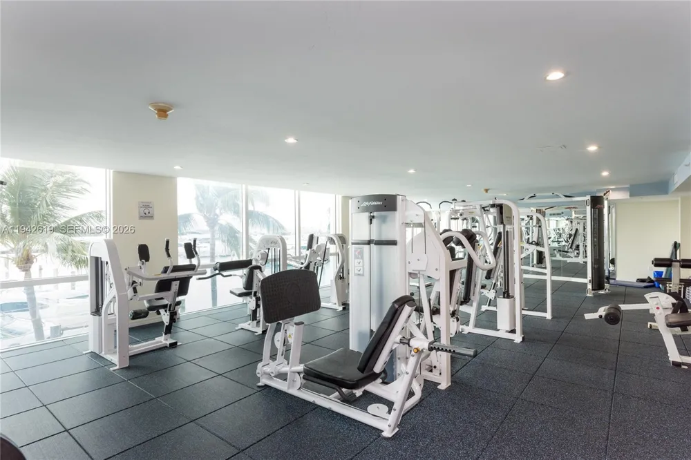 90 Alton Rd #807 Miami Beach, FL 33139