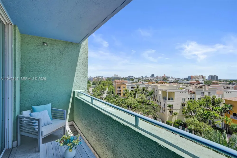 90 Alton Rd #807 Miami Beach, FL 33139