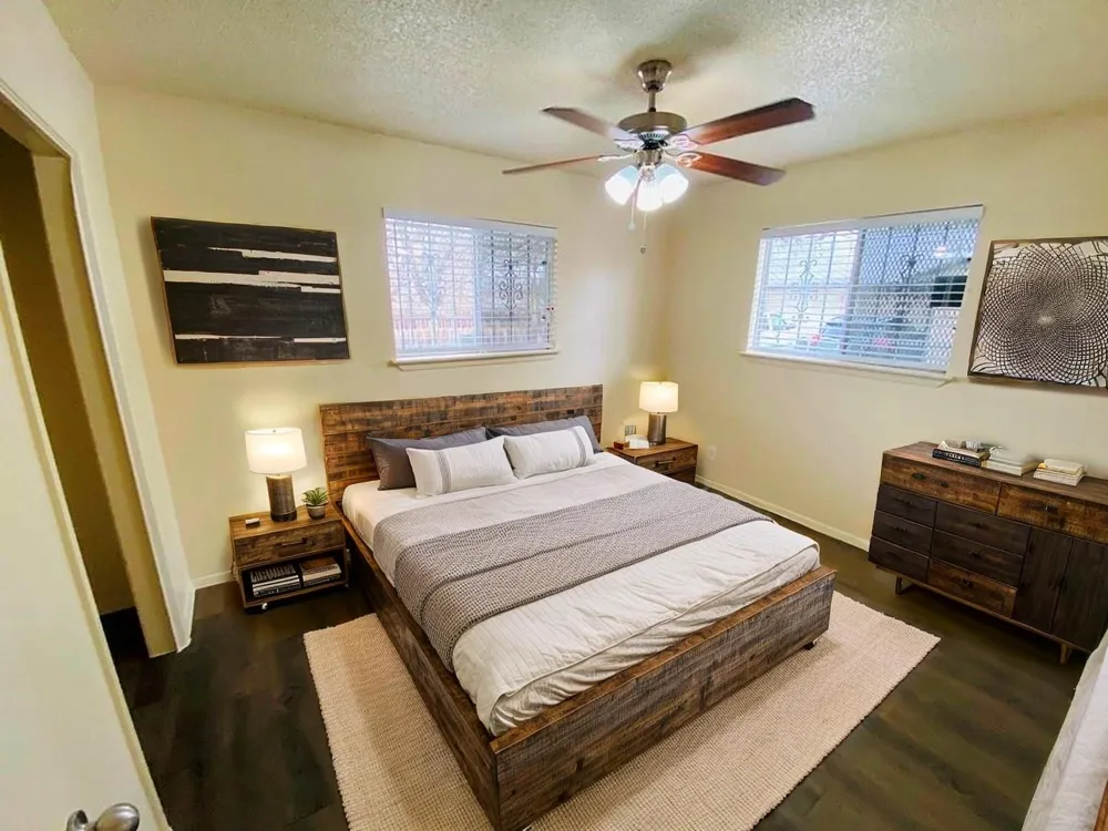 1710 Ledgewood Drive #B Austin, TX 78758