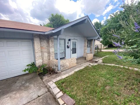 1710 Ledgewood Drive #B
