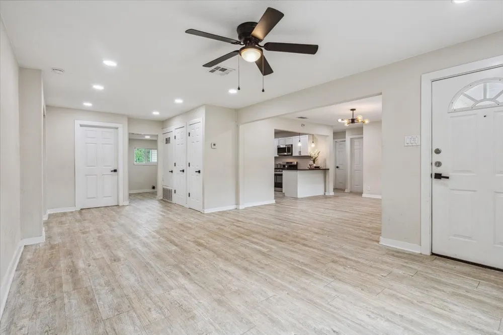 310 Garfield Street McGregor, TX 76657