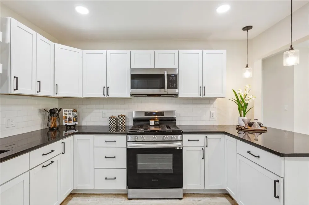 310 Garfield Street McGregor, TX 76657