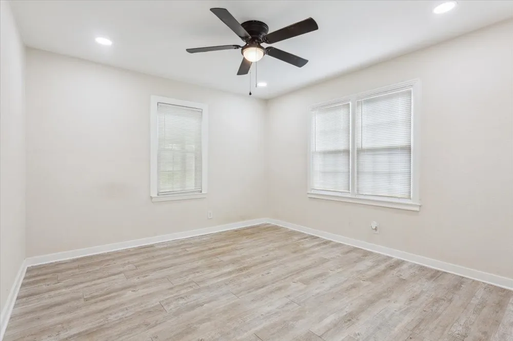 310 Garfield Street McGregor, TX 76657