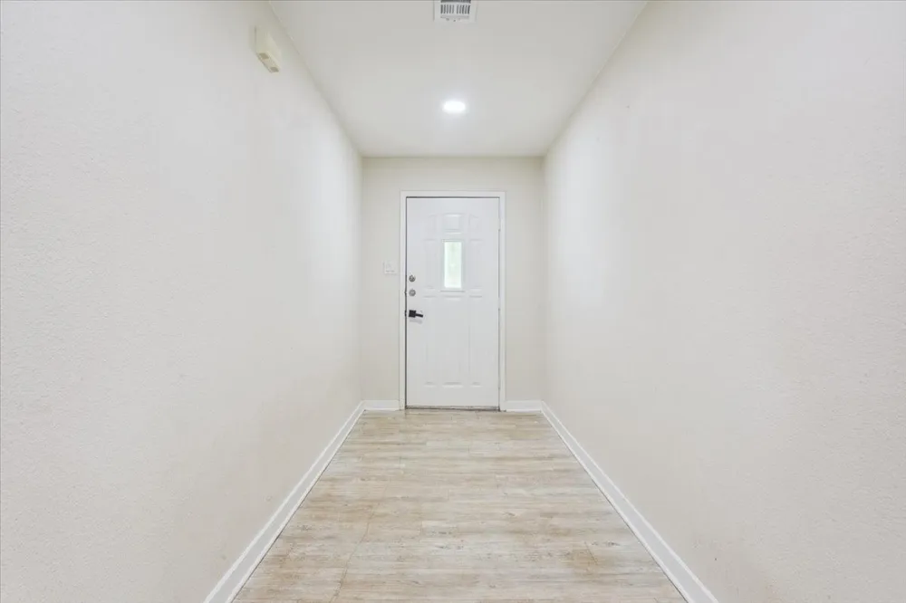310 Garfield Street McGregor, TX 76657