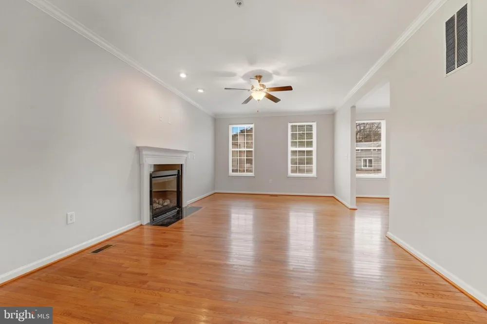 609 TEBBSTON DRIVE Pasadena, MD 21122