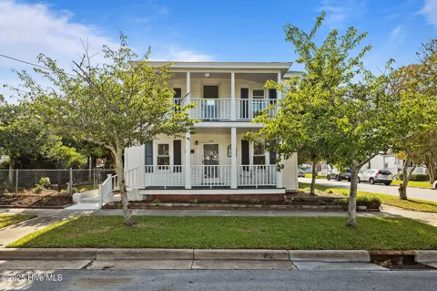 209 8th Street
