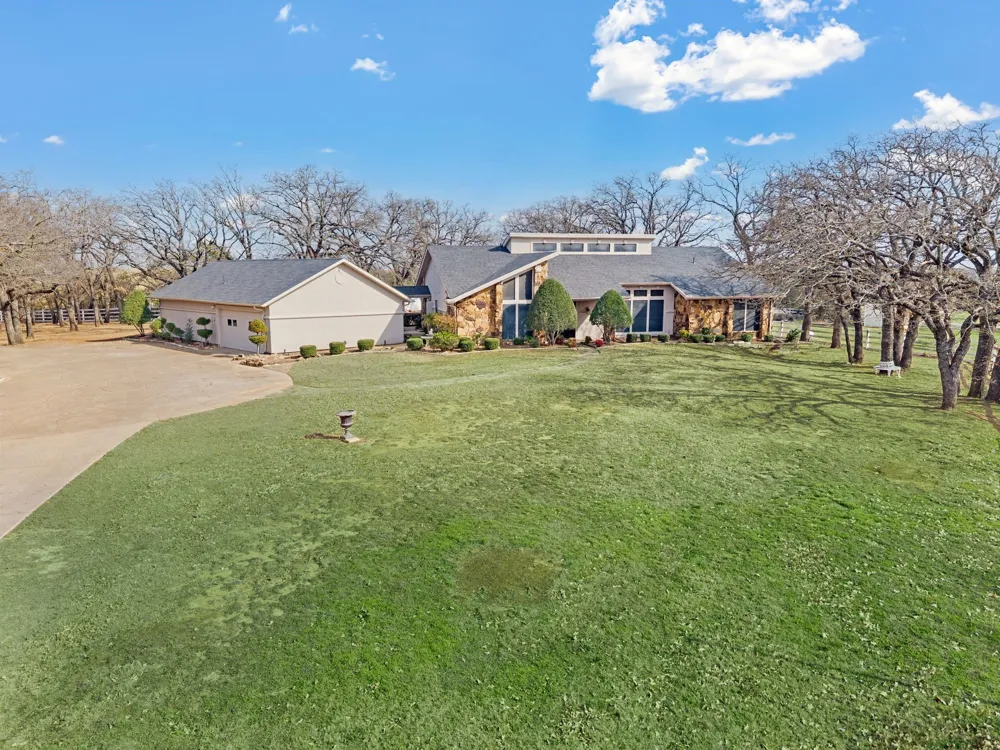7260 Hudson Cemetery Road Mansfield, TX 76063