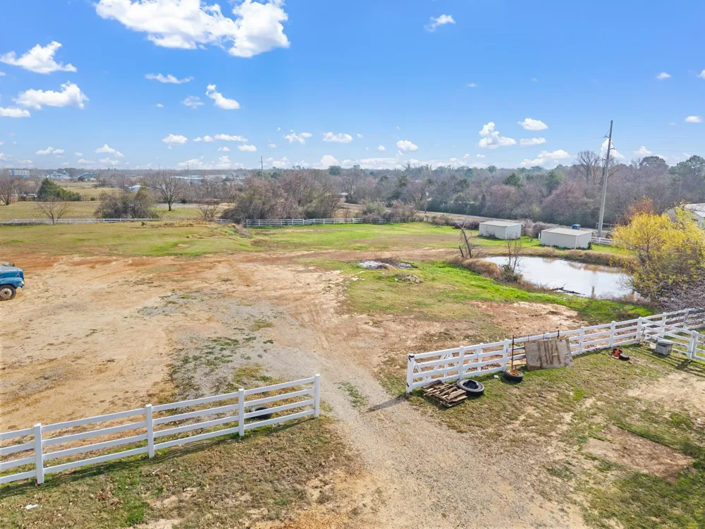 7260 Hudson Cemetery Road Mansfield, TX 76063