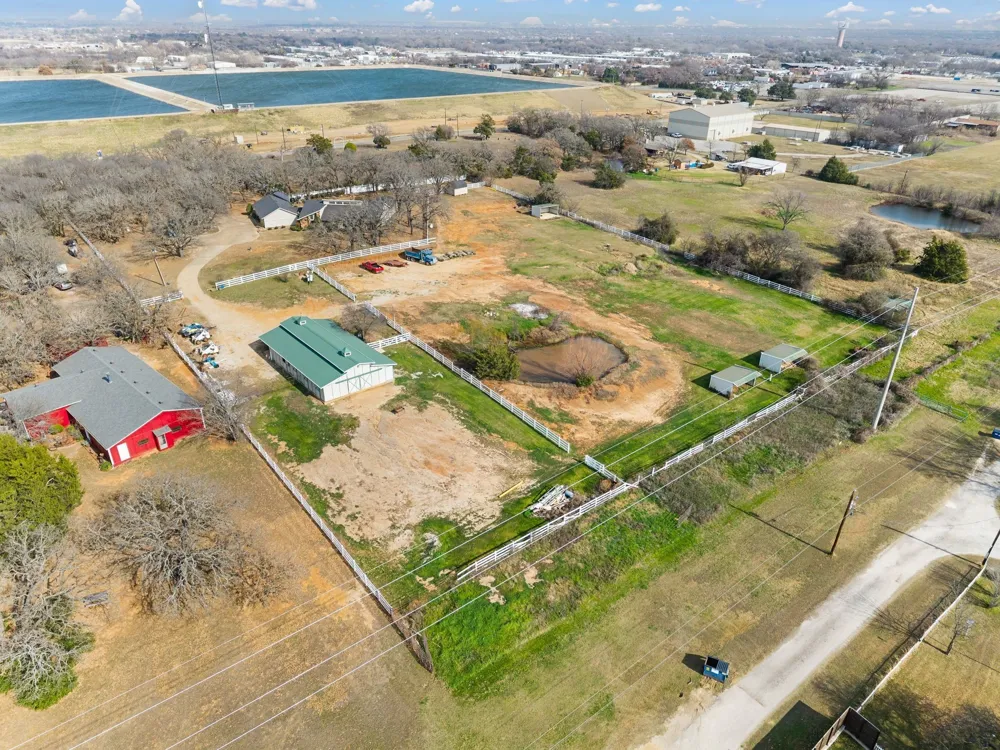 7260 Hudson Cemetery Road Mansfield, TX 76063