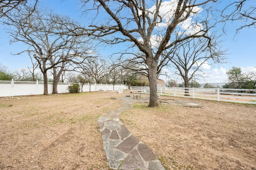 7260 Hudson Cemetery Road Mansfield, TX 76063