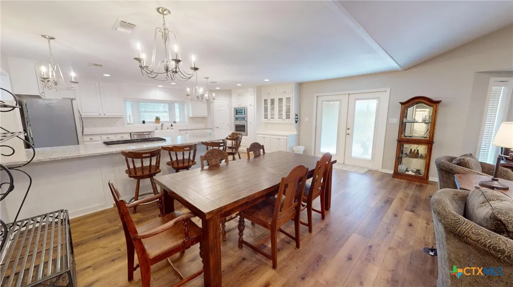 1371 Fannin Oaks Drive Victoria, TX 77905