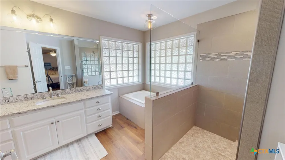 1371 Fannin Oaks Drive Victoria, TX 77905