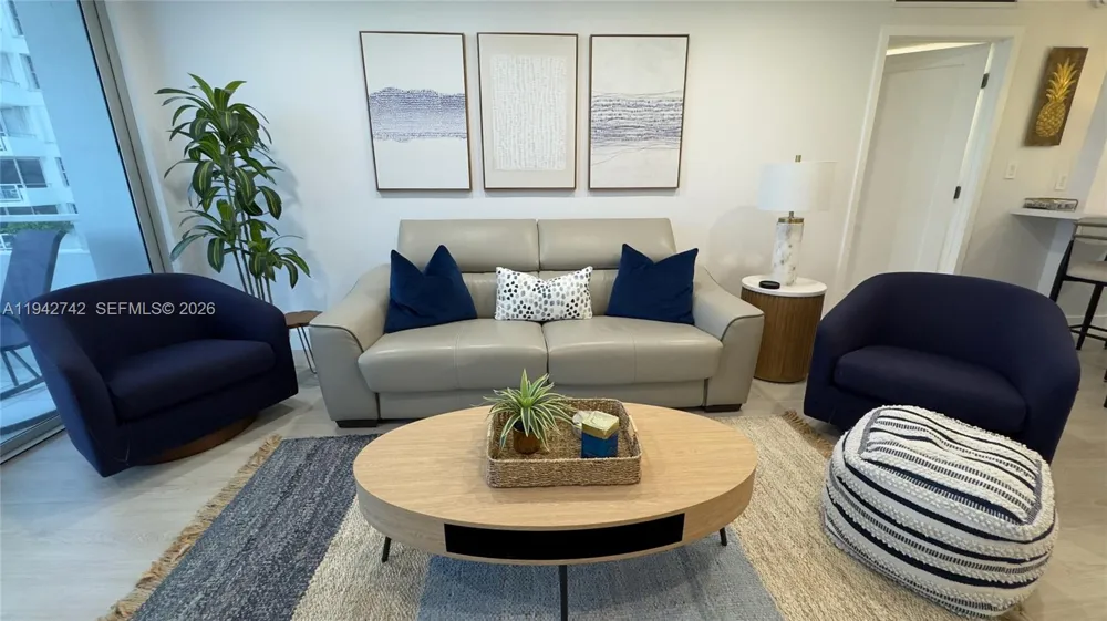 5161 Collins Ave #715 Miami Beach, FL 33140