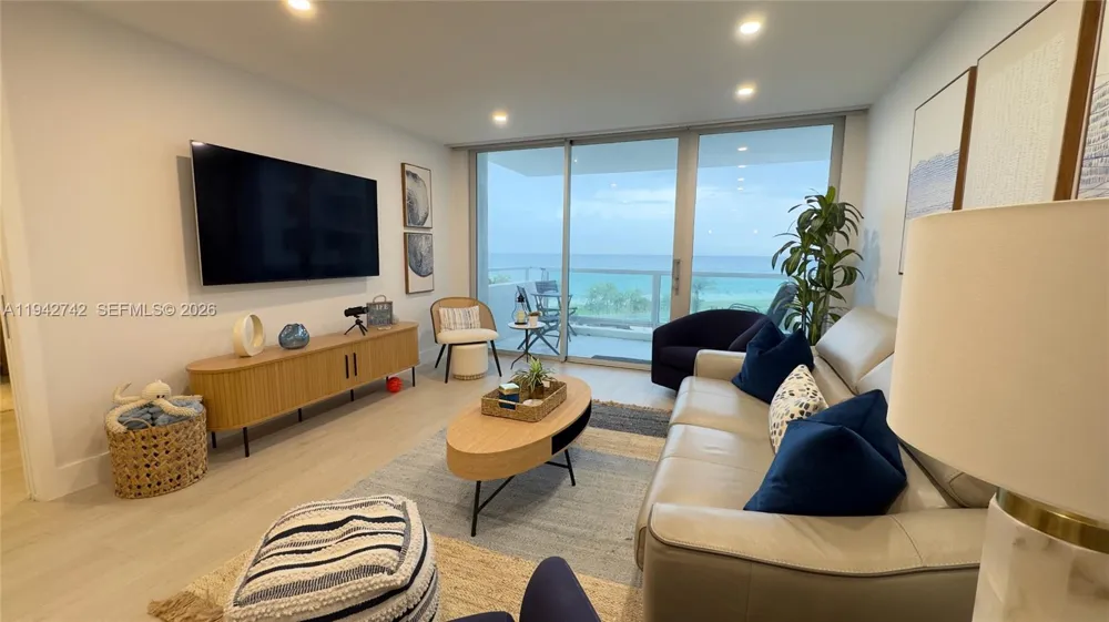 5161 Collins Ave #715 Miami Beach, FL 33140