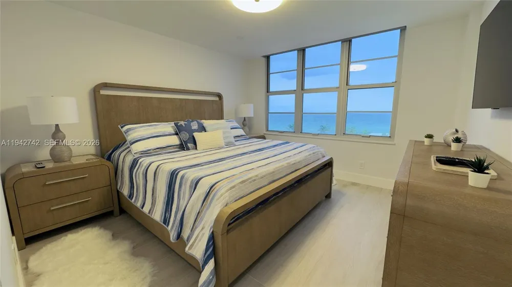 5161 Collins Ave #715 Miami Beach, FL 33140