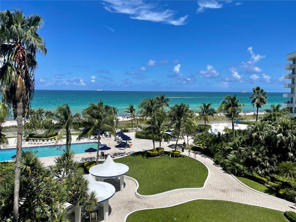 5161 Collins Ave #715 Miami Beach, FL 33140