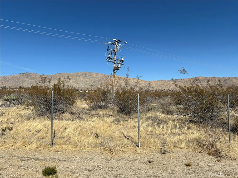 9825 Fobes Road Morongo Valley, CA 92256