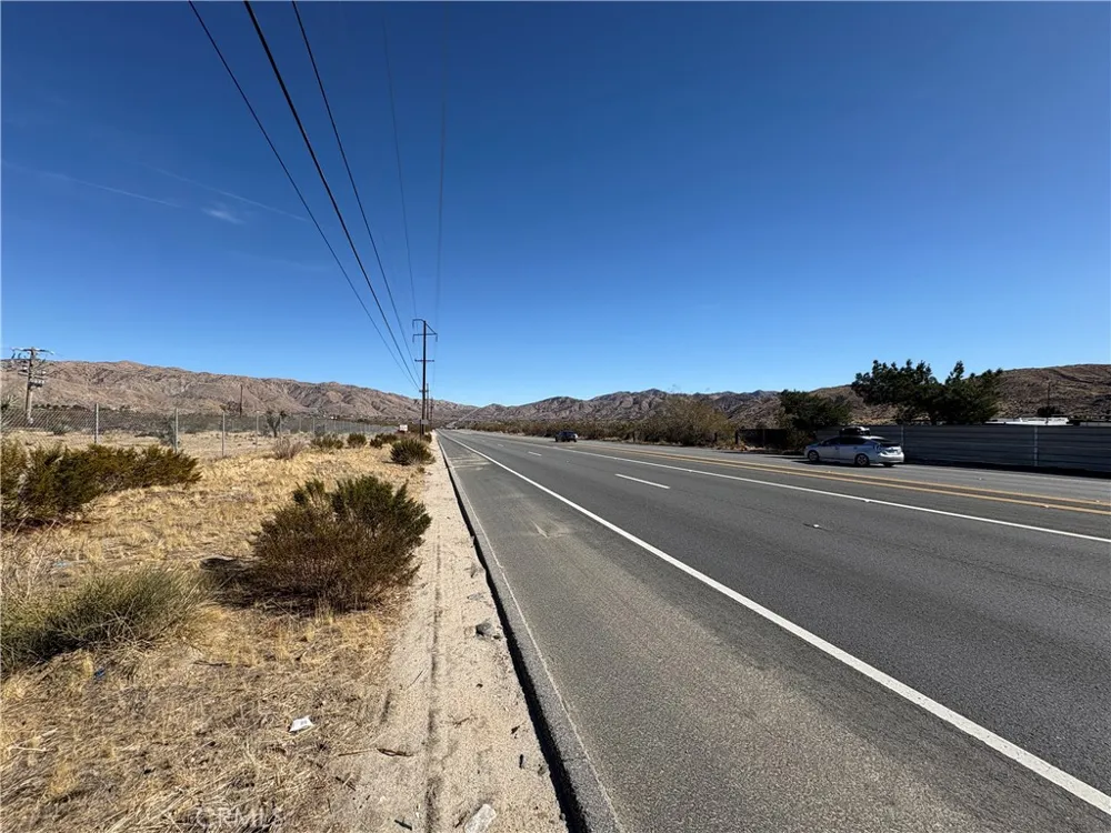 9825 Fobes Road Morongo Valley, CA 92256