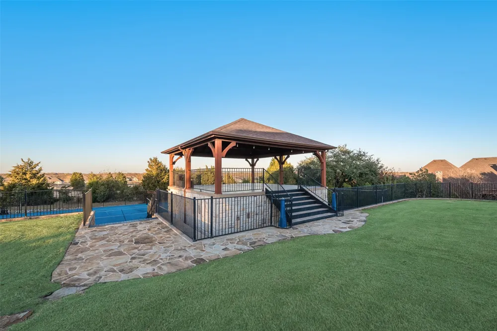 411 Crestfield Court Sunnyvale, TX 75182
