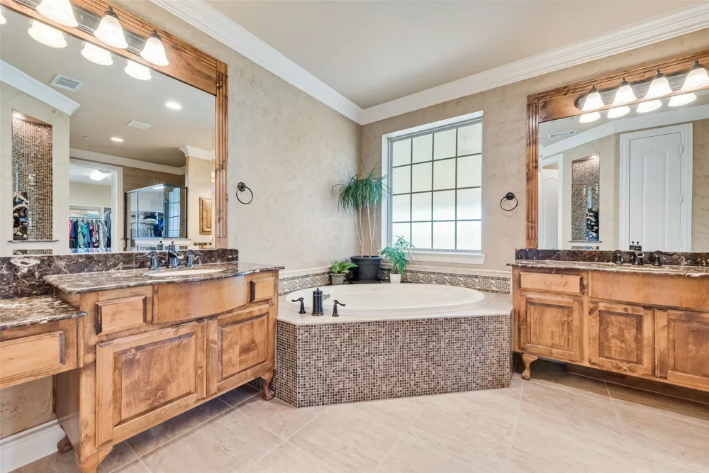 411 Crestfield Court Sunnyvale, TX 75182