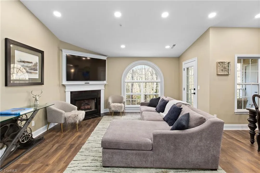 131 James Road #3C High Point, NC 27265