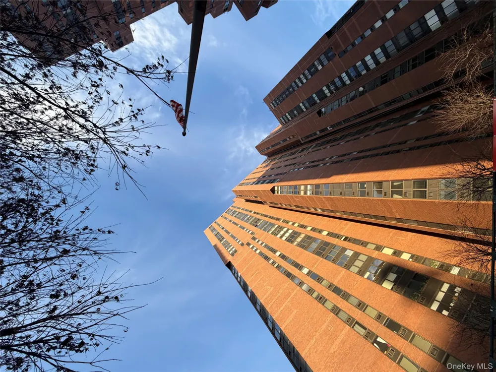 1623 3rd Avenue #13H