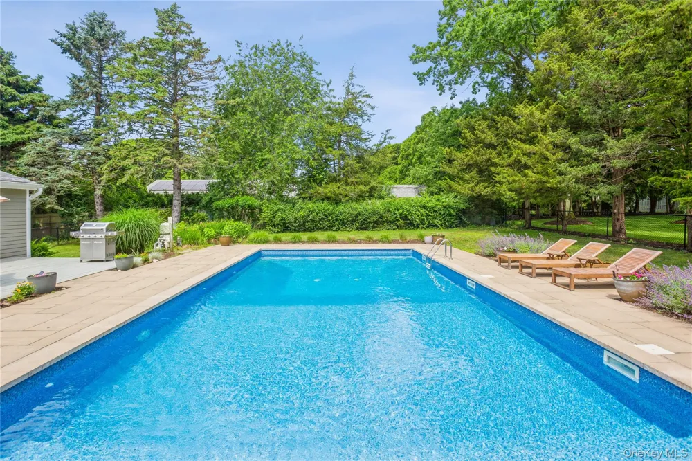 215 Northfield Lane Southold, NY 11971