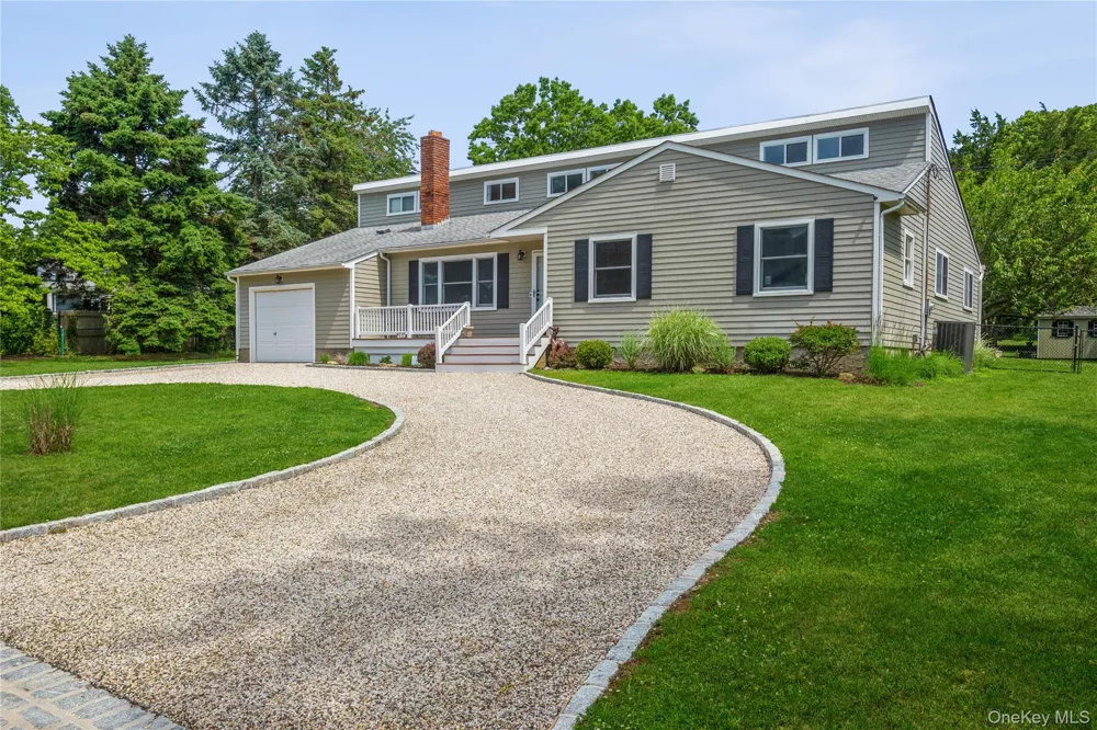 215 Northfield Lane Southold, NY 11971