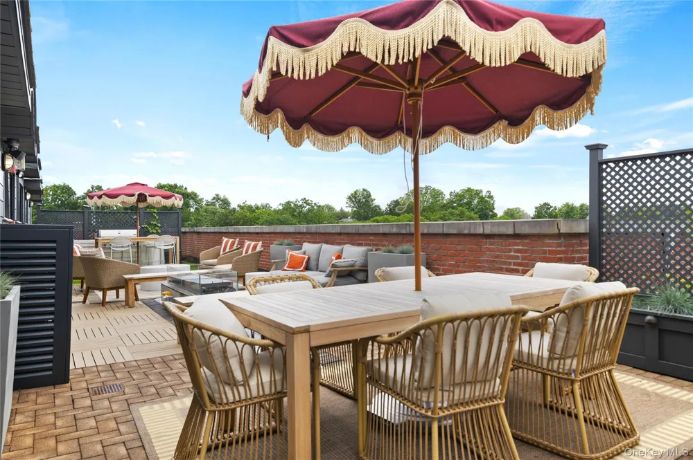 30 Lake #PH 404 Saratoga Springs, NY 12866