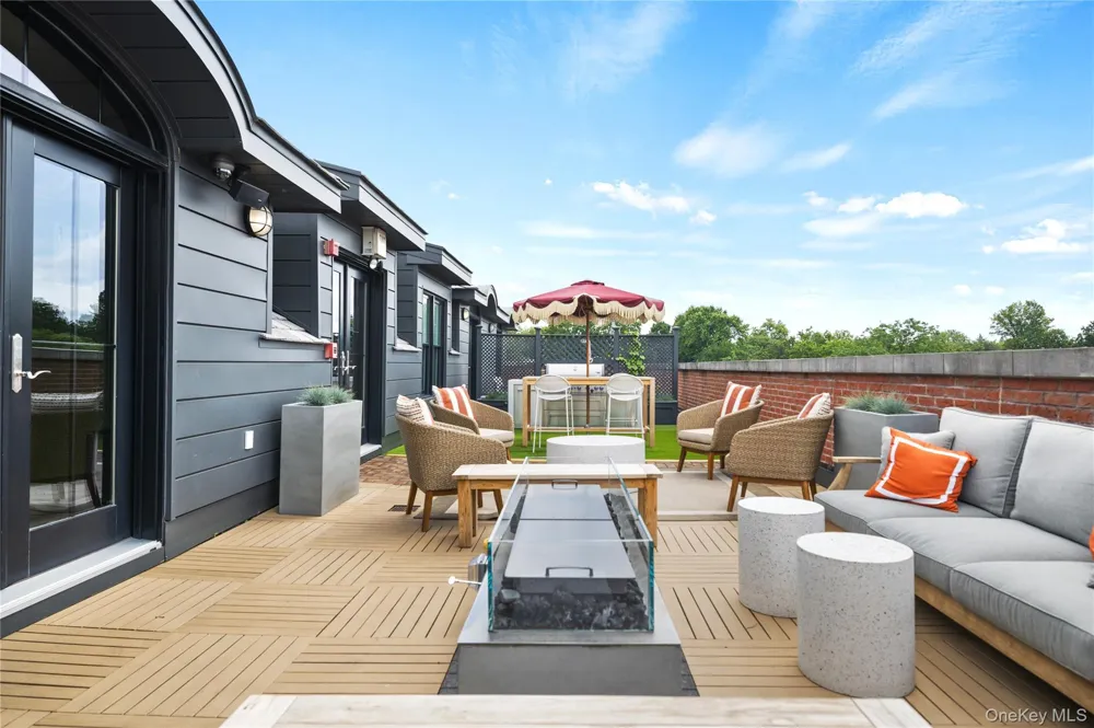 30 Lake #PH 404 Saratoga Springs, NY 12866