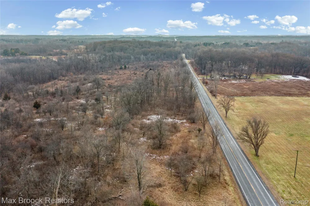 5024 E Joy Road Superior Charter Township, MI 48105