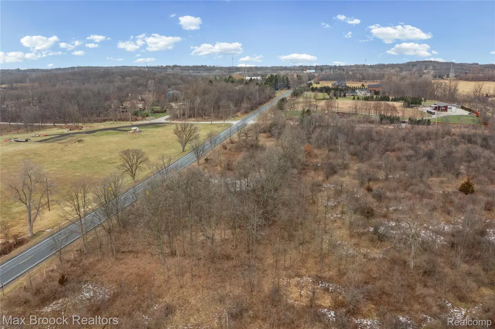 5024 E Joy Road Superior Charter Township, MI 48105