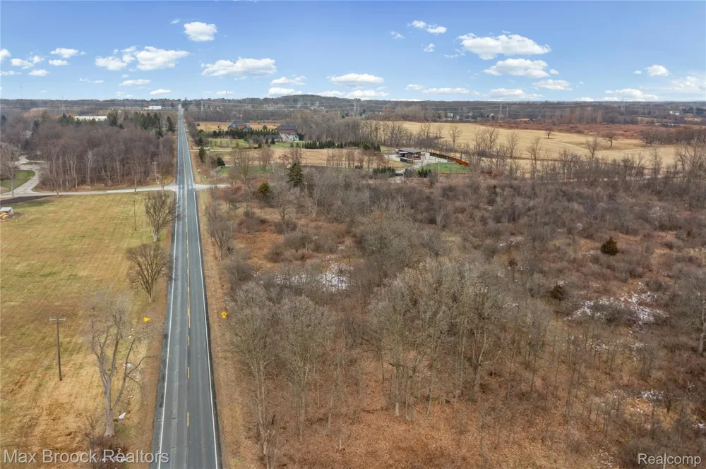 5024 E Joy Road Superior Charter Township, MI 48105