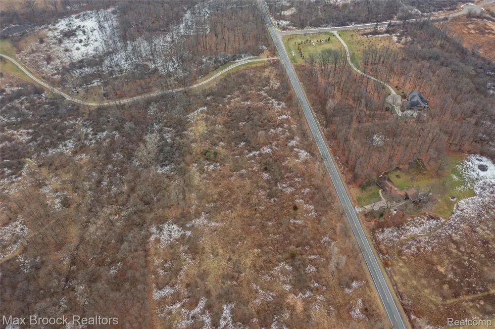 5024 E Joy Road Superior Charter Township, MI 48105