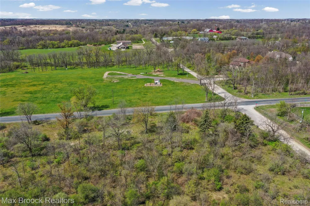 5024 E Joy Road Superior Charter Township, MI 48105
