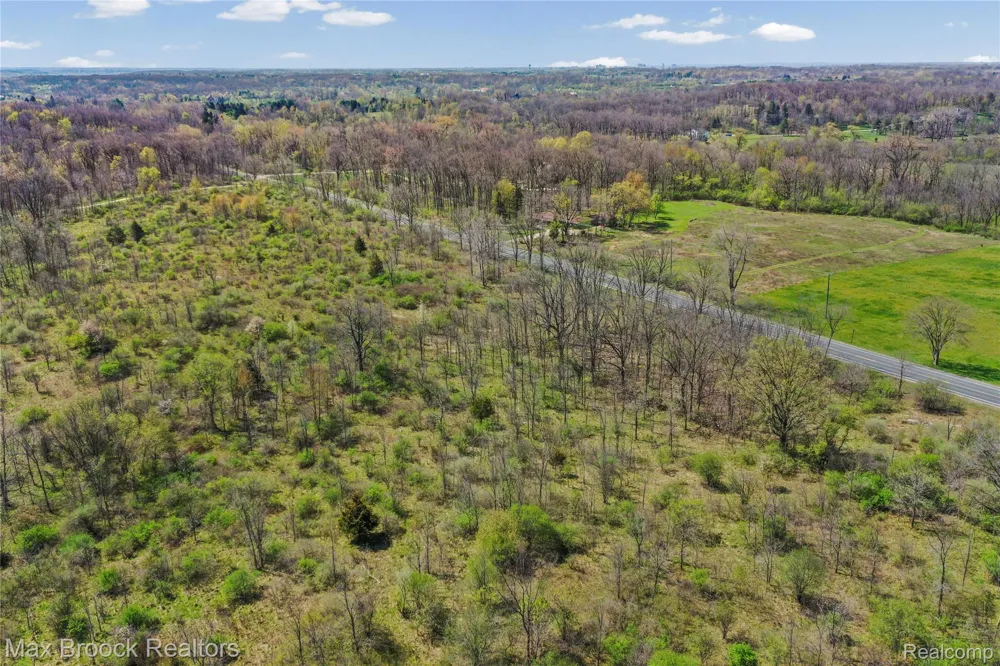 5024 E Joy Road Superior Charter Township, MI 48105