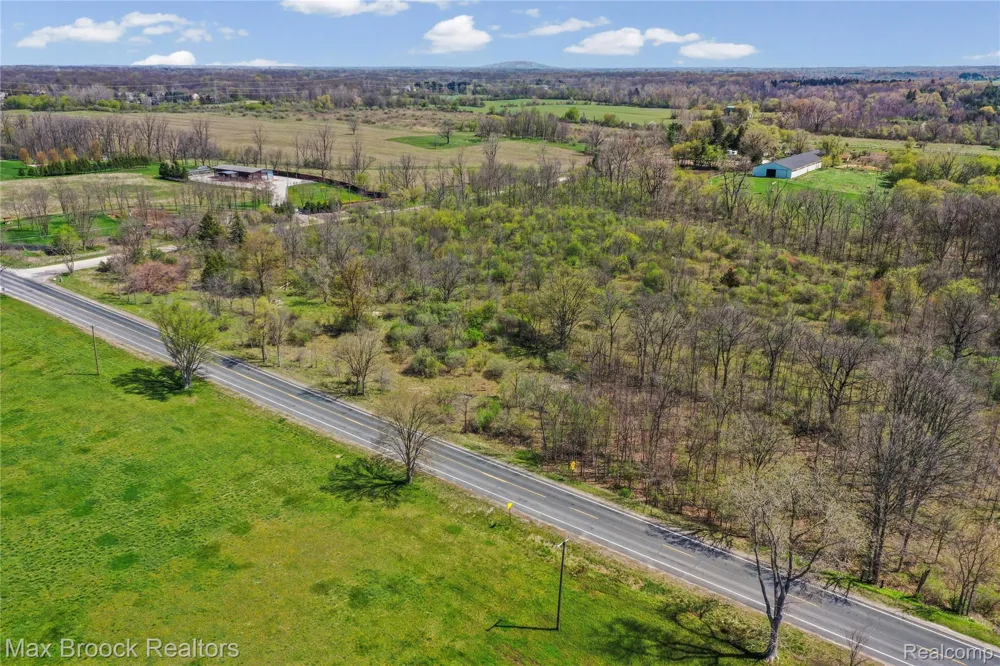 5024 E Joy Road Superior Charter Township, MI 48105