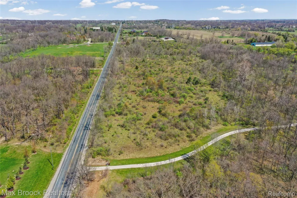 5024 E Joy Road Superior Charter Township, MI 48105