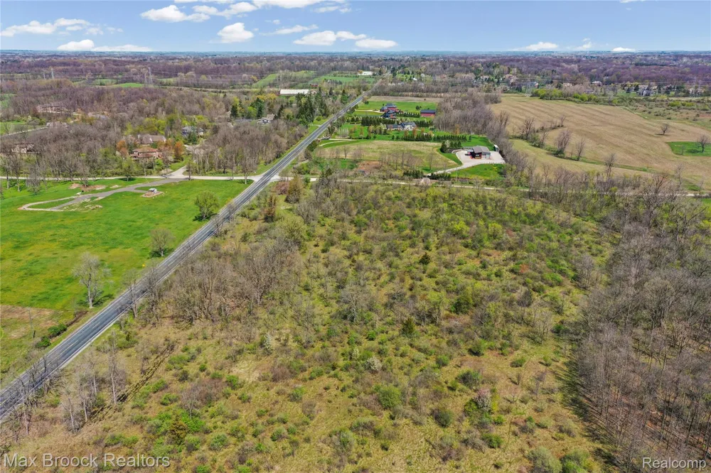 5024 E Joy Road Superior Charter Township, MI 48105